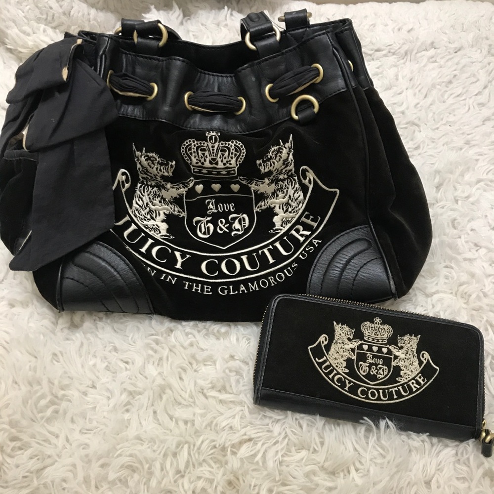 Juicy Couture black purse daydreamer with wallet